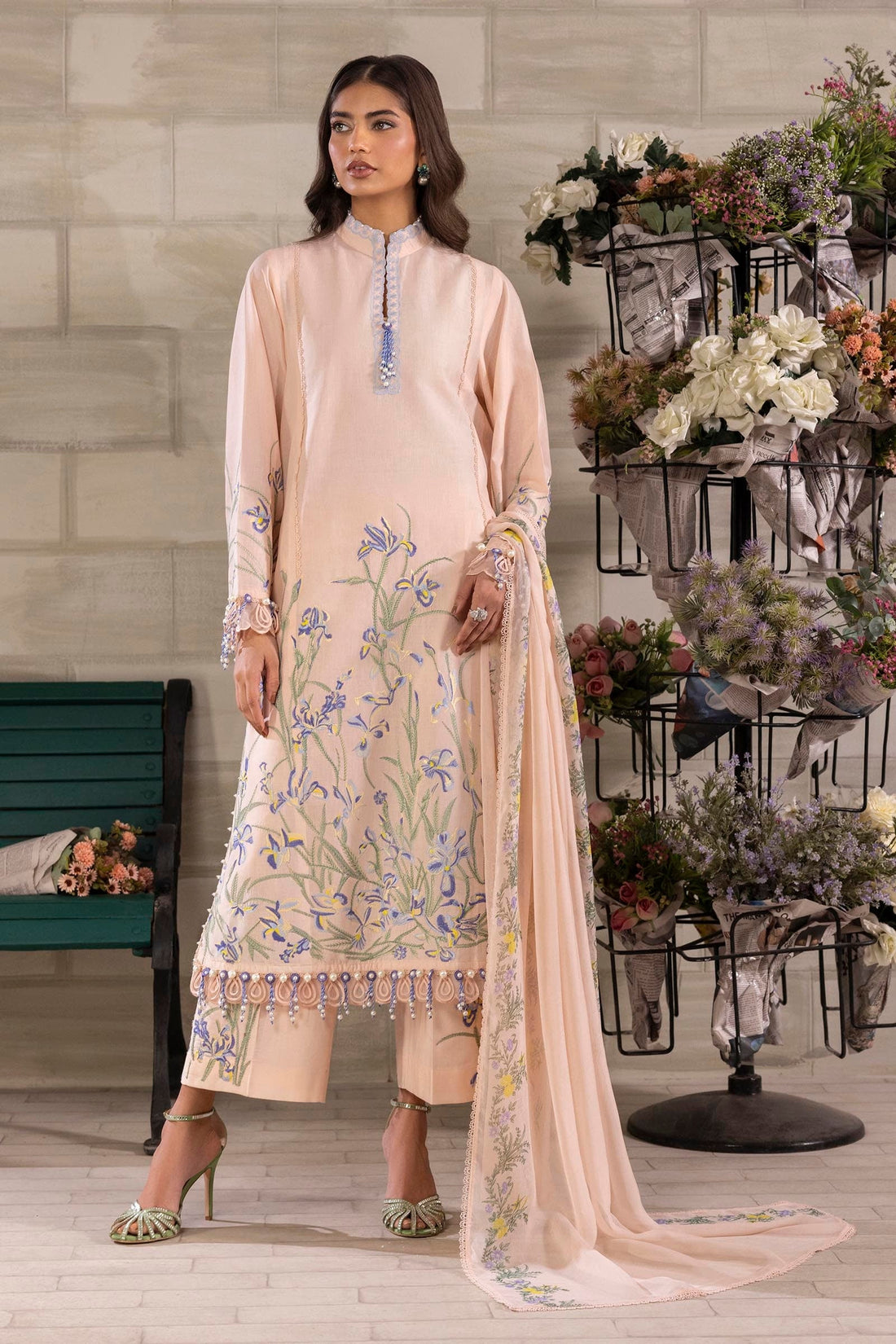 Sana Safinaz | Muzlin Spring 25 | M251-017B-3CJ by Sana Safinaz - Designer Dress - Type: Ladies Clothes - Available at Libayah - 100% Original