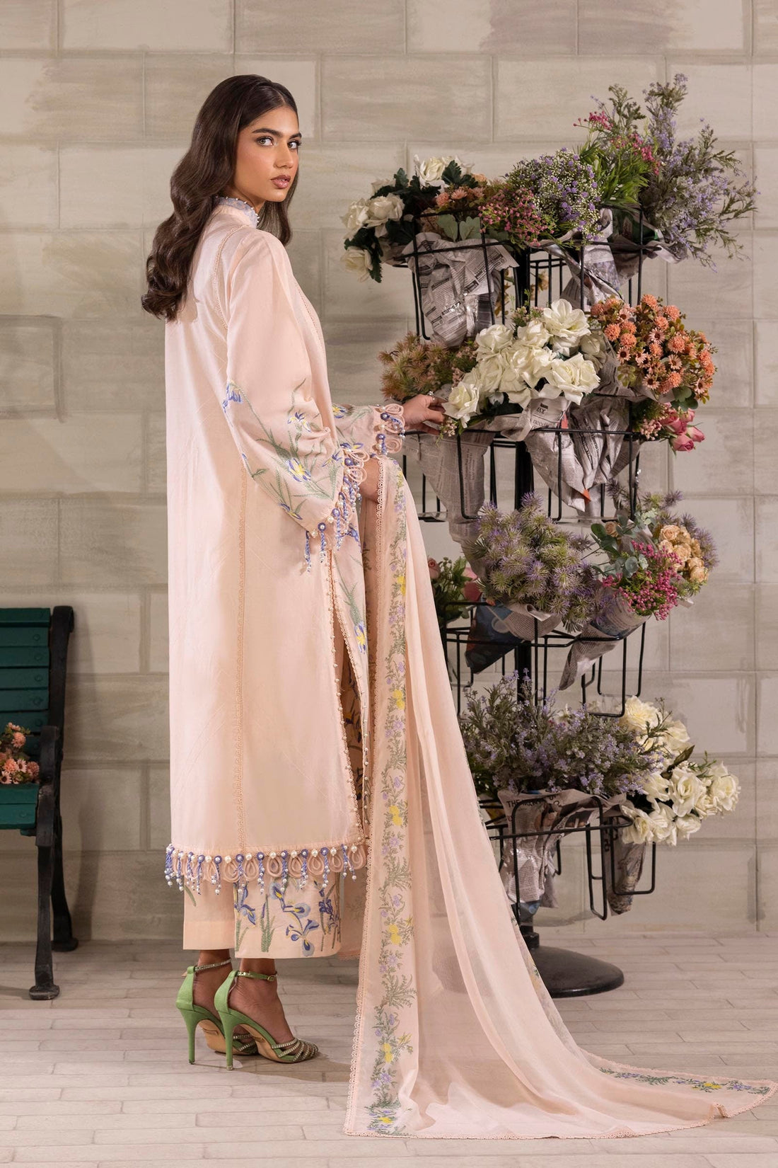 Sana Safinaz | Muzlin Spring 25 | M251-017B-3CJ by Sana Safinaz - Designer Dress - Type: Ladies Clothes - Available at Libayah - 100% Original