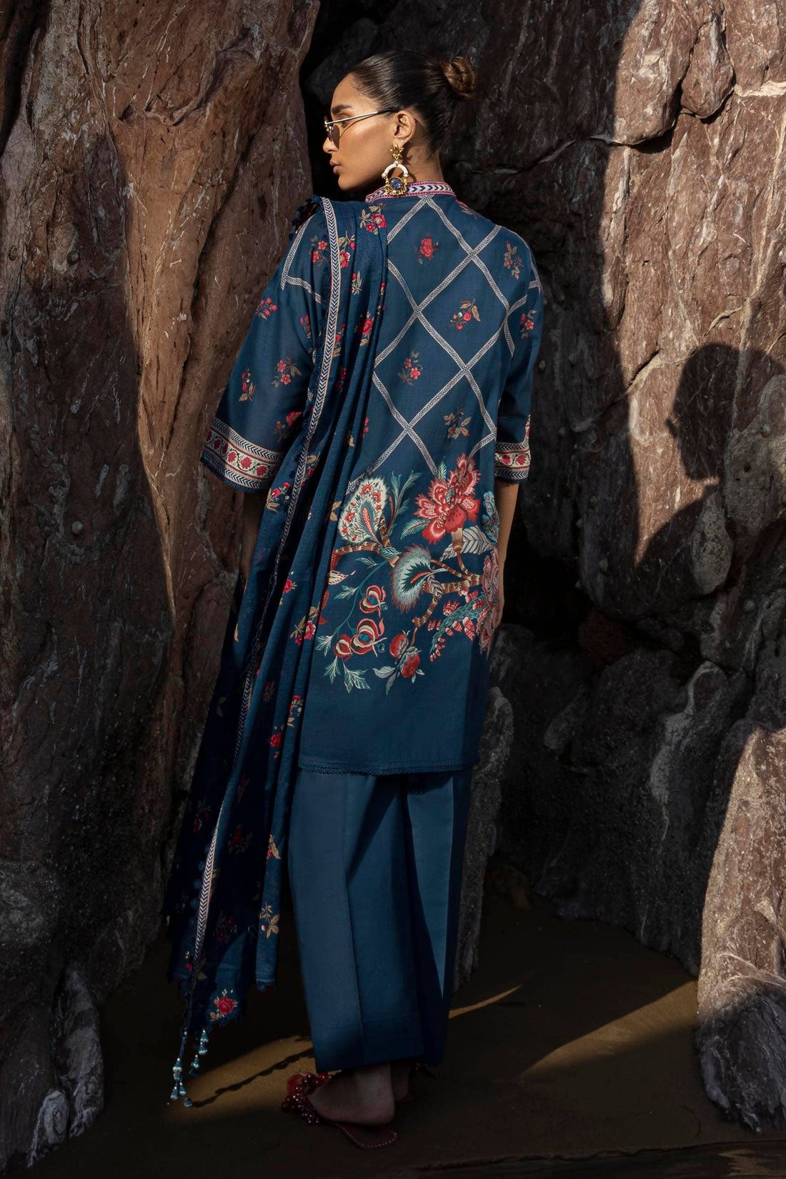 Sana Safinaz | Mahay Spring 24 | H241-020B-3CG by Sana Safinaz - Designer Dress - Type: Ladies Clothes - Available at Libayah - 100% Original