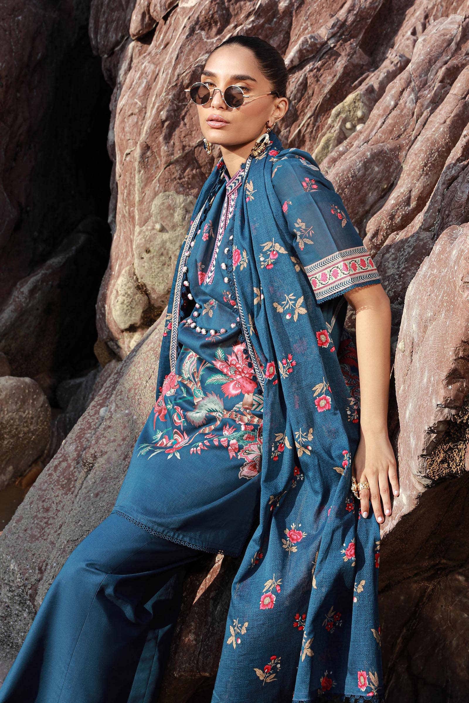 Sana Safinaz | Mahay Spring 24 | H241-020B-3CG by Sana Safinaz - Designer Dress - Type: Ladies Clothes - Available at Libayah - 100% Original