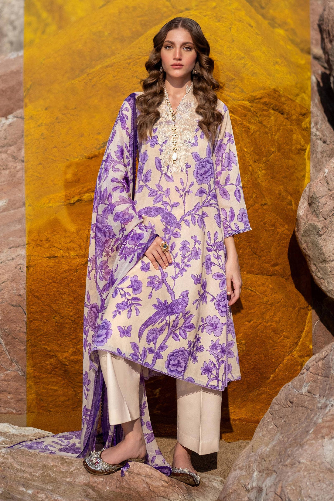 Sana Safinaz | Mahay Spring 24 | H241-001B-3CI by Sana Safinaz - Designer Dress - Type: Ladies Clothes - Available at Libayah - 100% Original