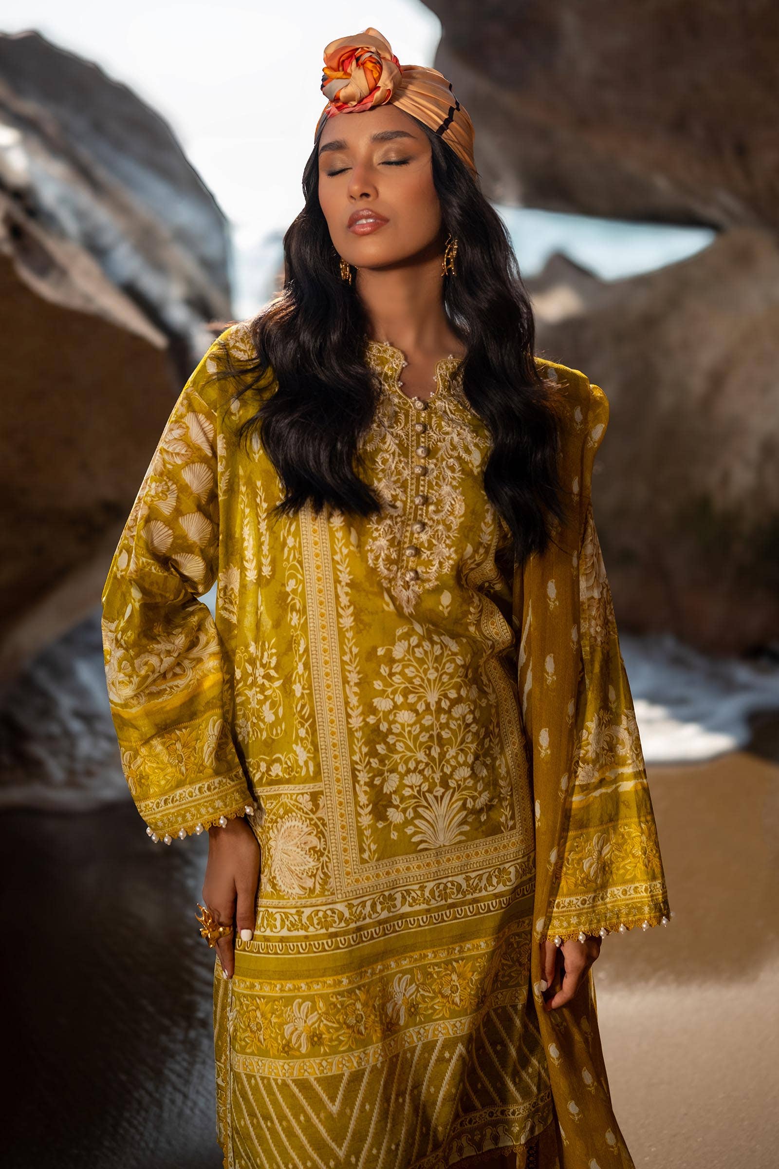Sana Safinaz | Mahay Spring 24 | H241-005B-3CI by Sana Safinaz - Designer Dress - Type: Ladies Clothes - Available at Libayah - 100% Original