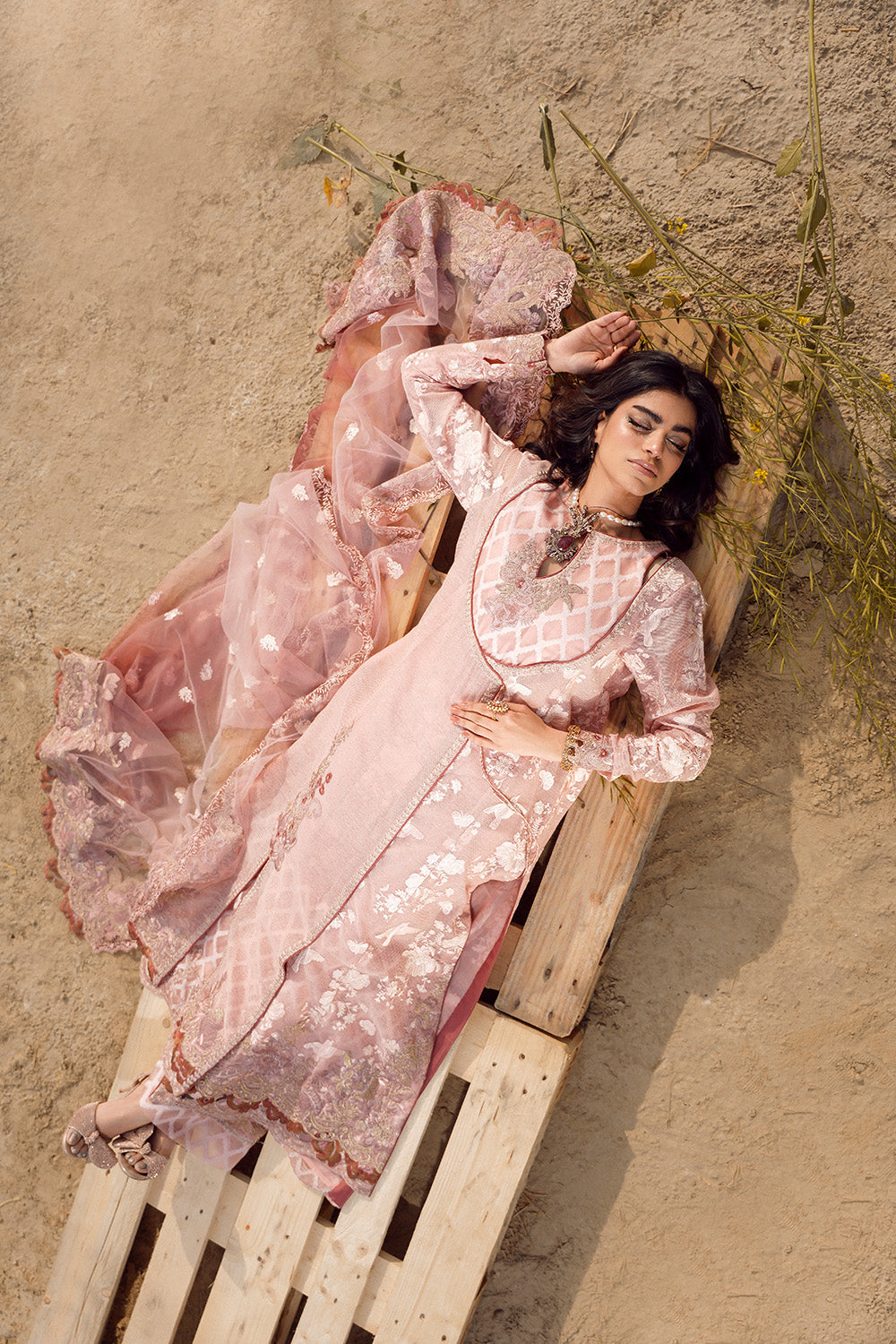 Nilofer Shahid | Verve Summer 24 | Sasha (3pc)   Verve SS 24 by Nilofer Shahid - Designer Dress - Type: Ladies Clothes - Available at Libayah - 100% Original