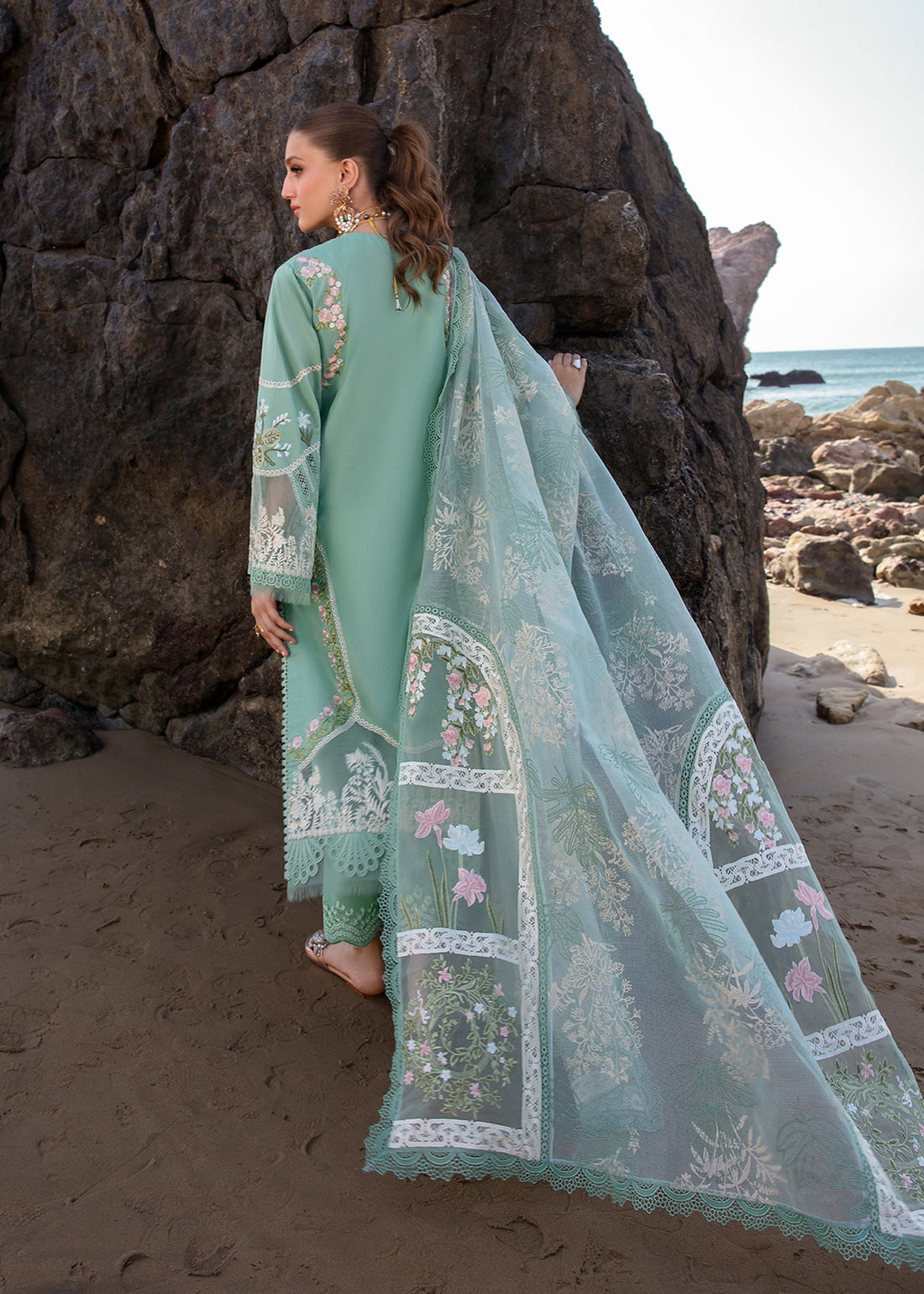 Crimson | Lawn 24 | Winds of Eden - Jade by Crimson - Designer Dress - Type: Ladies Clothes - Available at Libayah - 100% Original