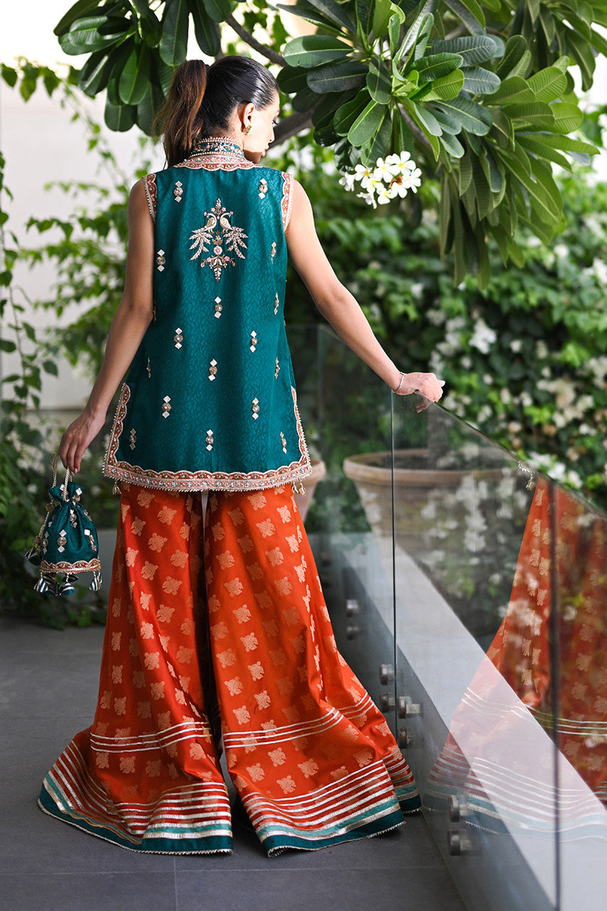 Sania Maskatiya | Diwali Edit 24 | Nira by Sania Maskatiya - Designer Dress - Type: Ladies Clothes - Available at Libayah - 100% Original